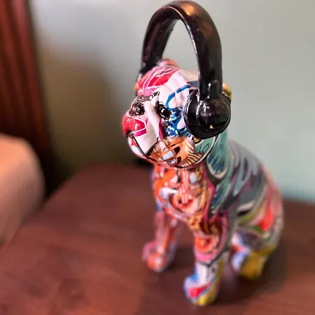 Park Mount Residences - Boutique 1 Bedroom In With Free Parking Apartment