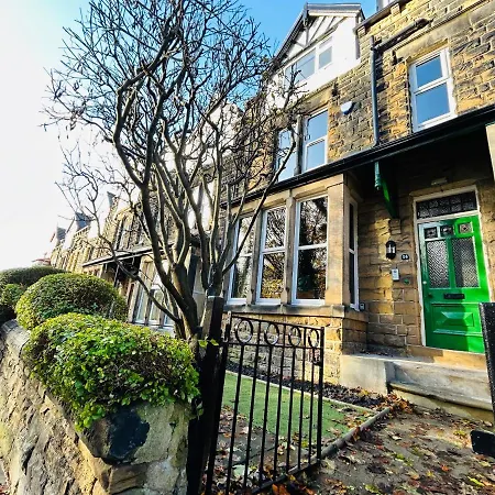 Park Mount Residences - Boutique 1 Bedroom In With Free Parking Apartment