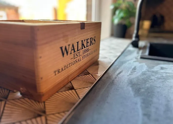 Park Mount Residences - Boutique 1 Bedroom In With Free Parking